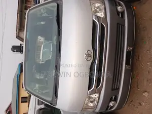 Toyota HiAce 2008 Silver