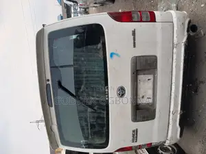 Toyota HiAce 2010 White