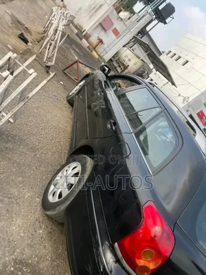Toyota Avensis 2005 Black