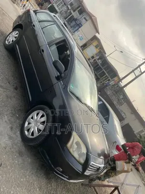 Toyota Avensis 2005 Black