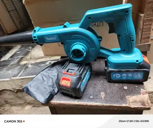 Makita Cordless Air Blower 118v