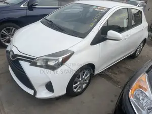 Toyota Yaris 2015 Silver