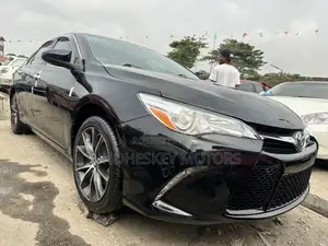 Toyota Camry 2016 Black