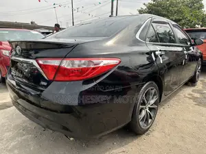 Toyota Camry 2016 Black