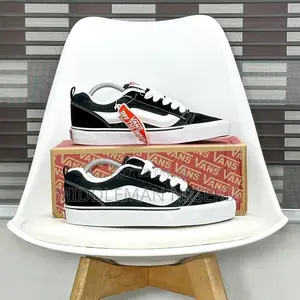 Nu Skool Vans Off the Wall Sneakers