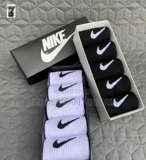 Photo - 5 Pairs of Nike Designers Quality Socks