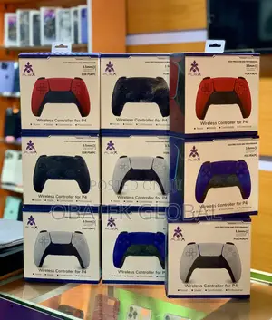 Play X Ps4 Pad in Ps5 Design