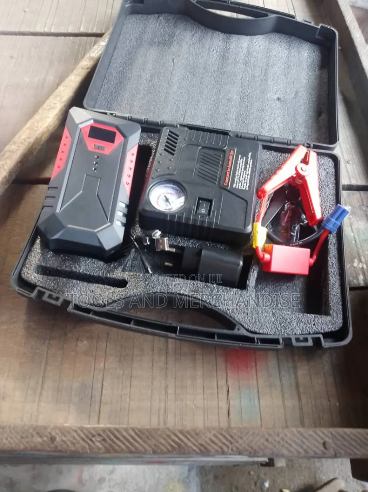 Jumper Power Bank With Compressor