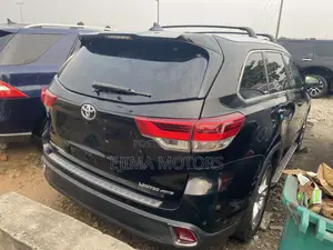 Toyota Highlander 2017 Black