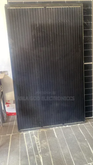 400w Canadian Mono Panel Black Frame High School.