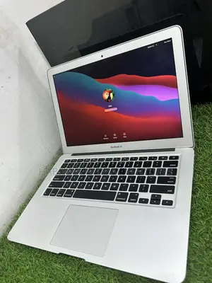 Laptop Apple MacBook Air 2014 4GB Intel Core i5 SSD 128GB
