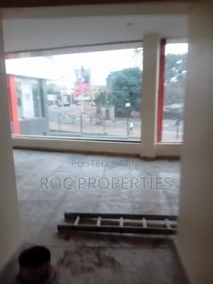 Showroom/Clinic/Office Space for Lease