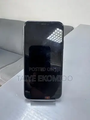 Apple iPhone XR 128 GB White