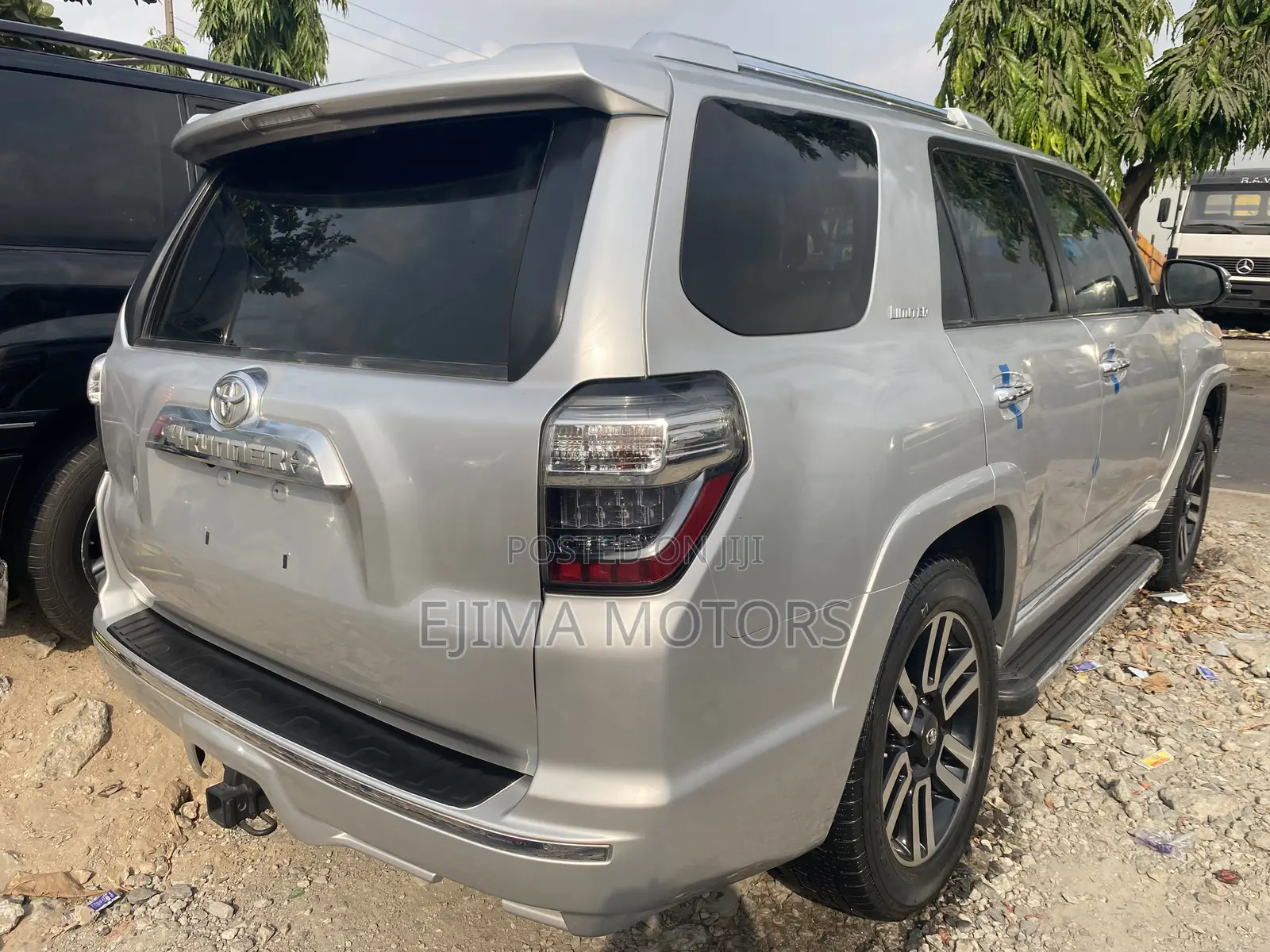 Toyota 4-Runner 2010 Silver