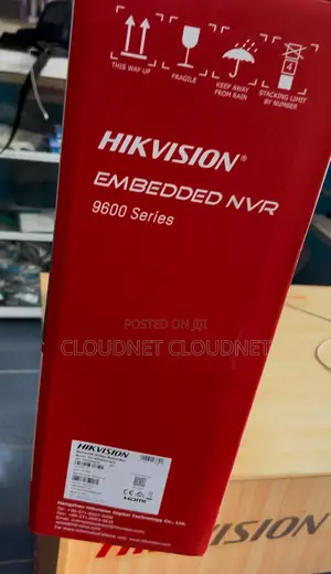 Hikvision 64channel NVR 8 SATA
