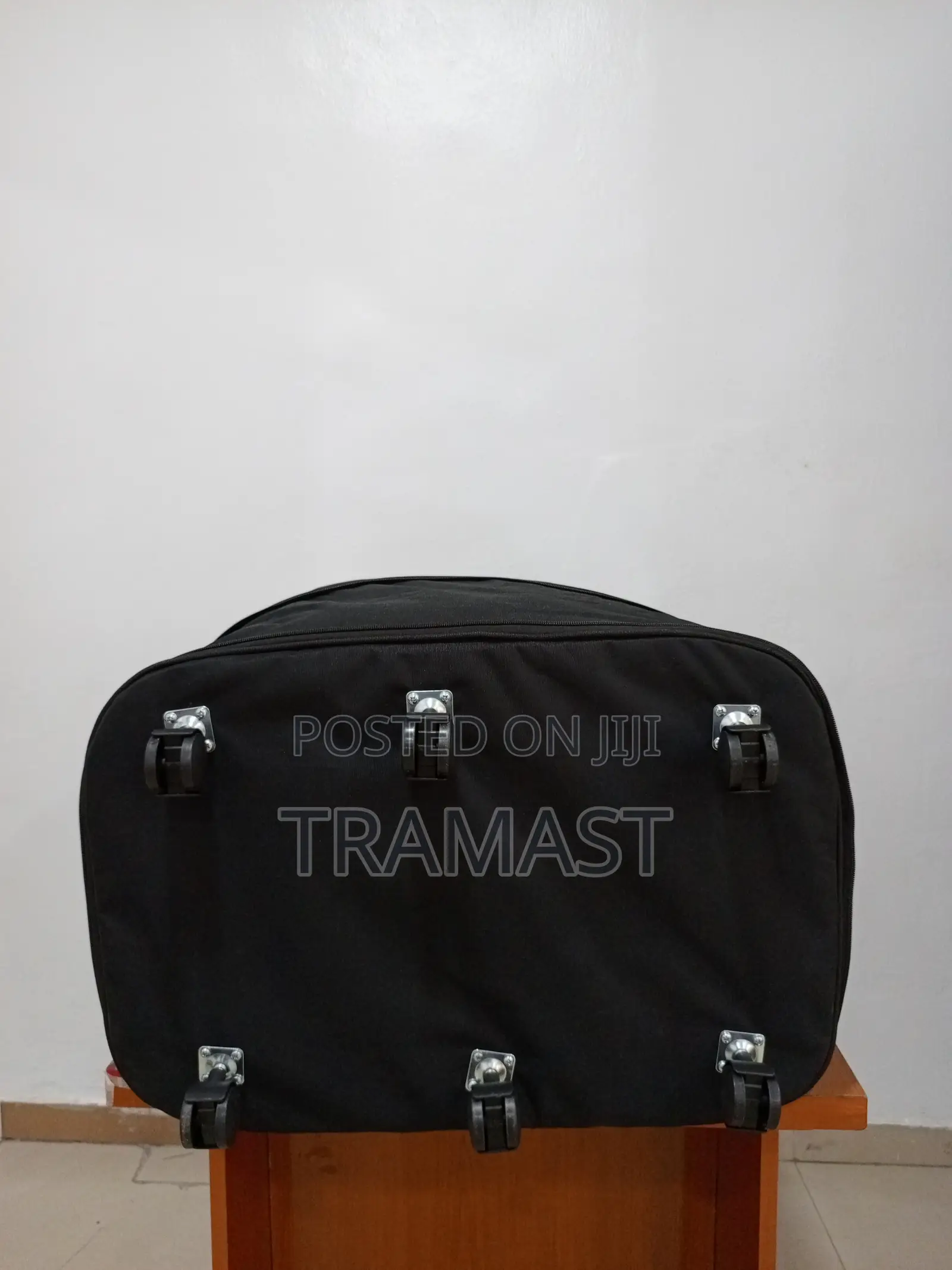 Black 6 Wheels Cargo Bag Durable And Simple Design