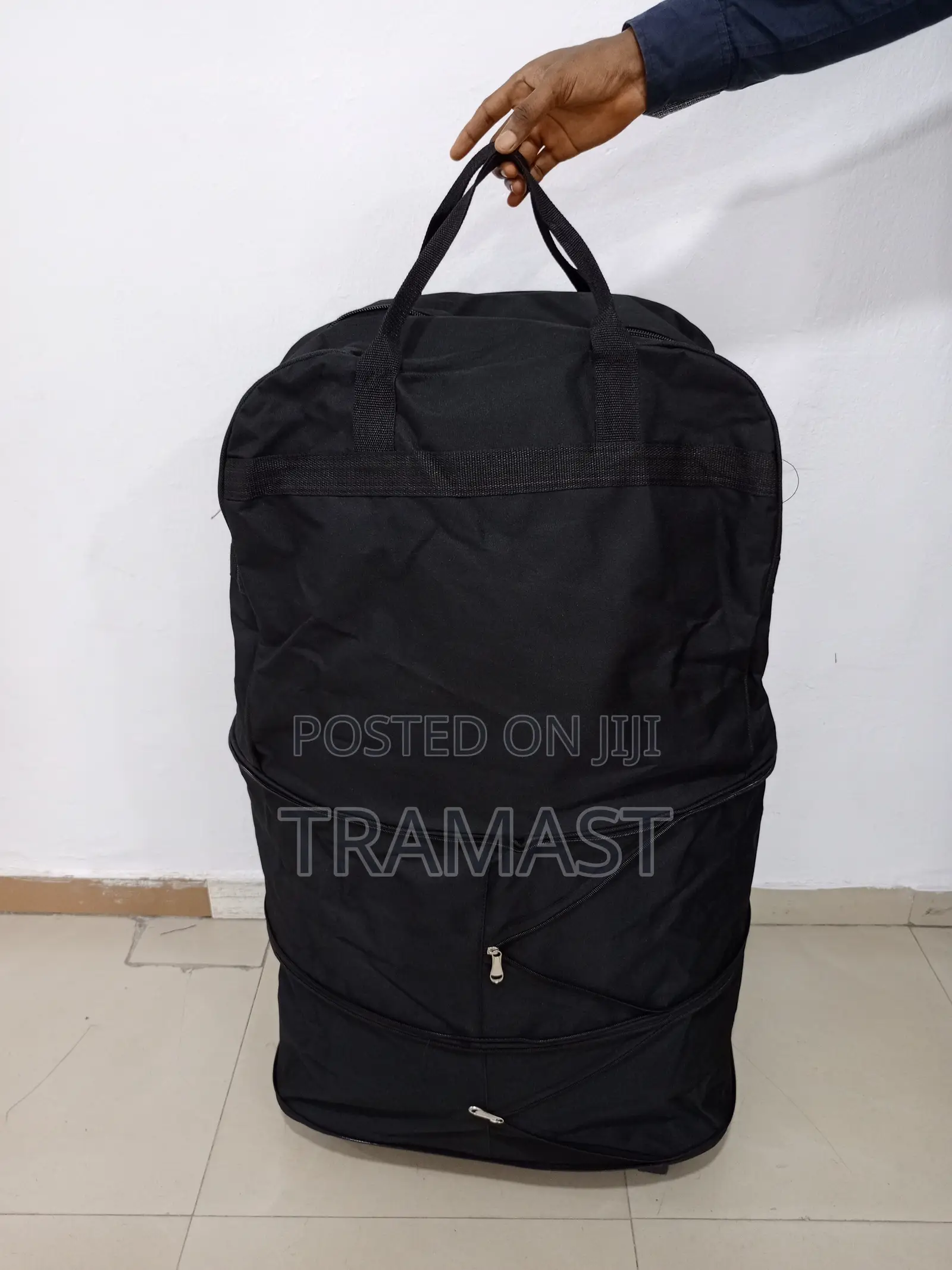 Black 6 Wheels Cargo Bag Durable And Simple Design