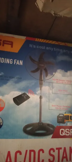 Qasa Solar Power Wit 18inch Fan