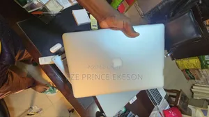 Laptop Apple MacBook Pro 2013 8GB Intel Core I7 SSD 256GB