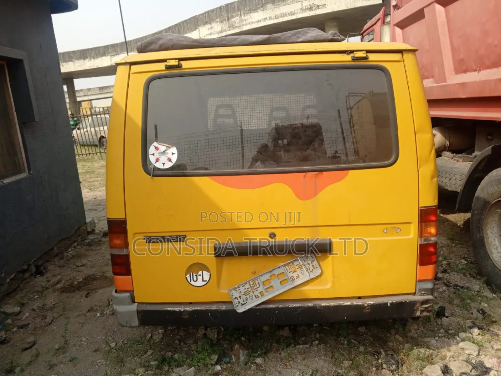 Ford Transit 1998 Yellow