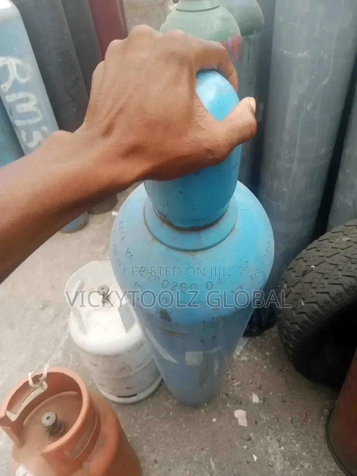 Empty Oxygen Cylinder (50kg) 4 Cubic