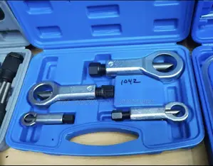 Automotive Nut Splitter