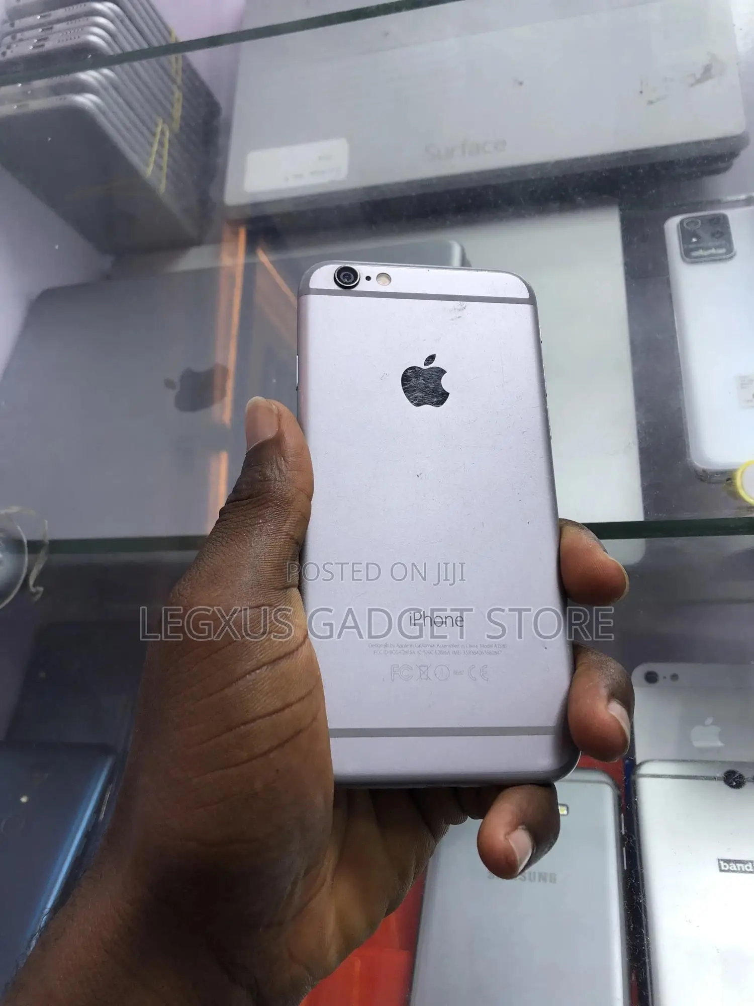 Apple iPhone 6 16 GB Gray