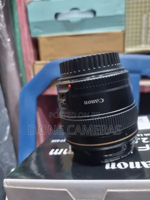 Canon Lens Ef 85mm F/1.8 Usm
