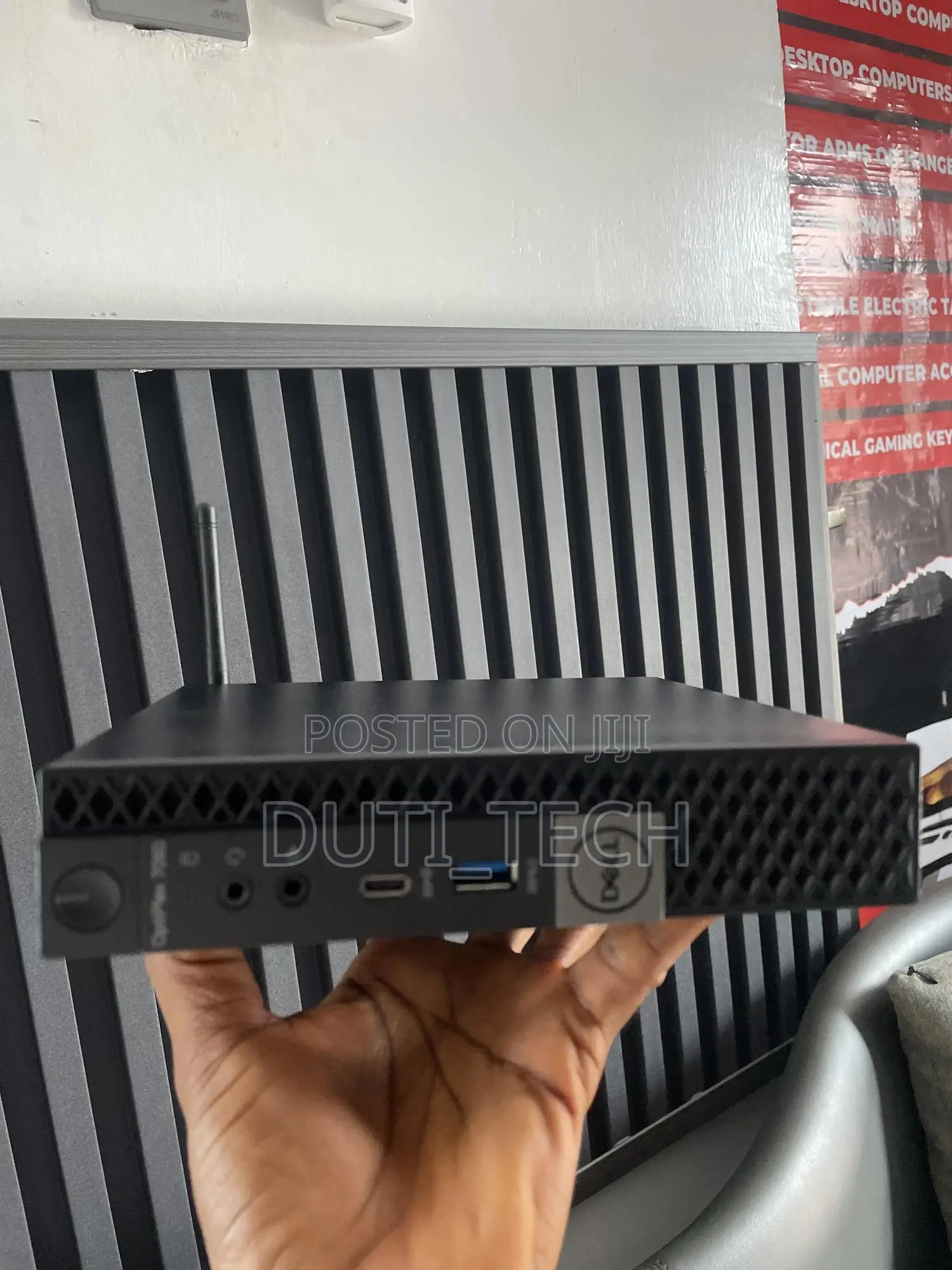 Desktop Computer Dell OptiPlex 7060 8GB Intel Core i5 SSD 256GB