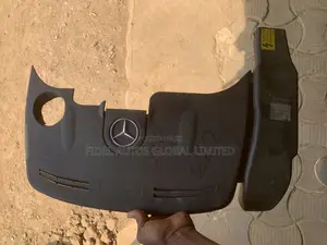 GLK 276 Engine Cover