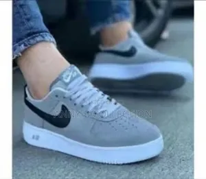 New Design Quality Nike Sneakers