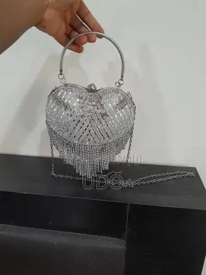 Photo - Lovely Heart Shaped Bridal Cluth Purse Silver