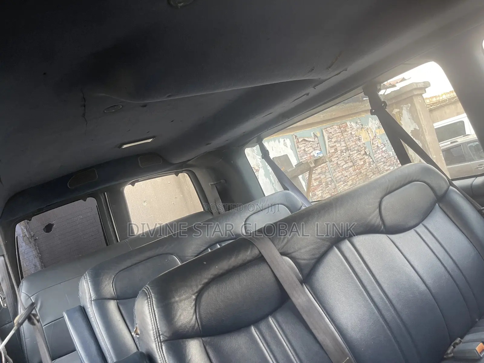 Ford E350 2005 White