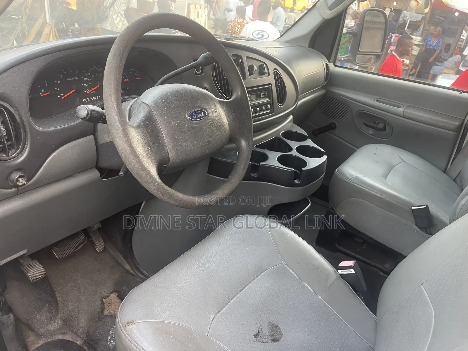 Ford E350 2004 White