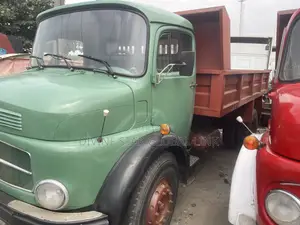 Tipper Mercedes Benz