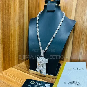 VVS Moissaniye Zircon Necklace With Pendant Comes With GRA