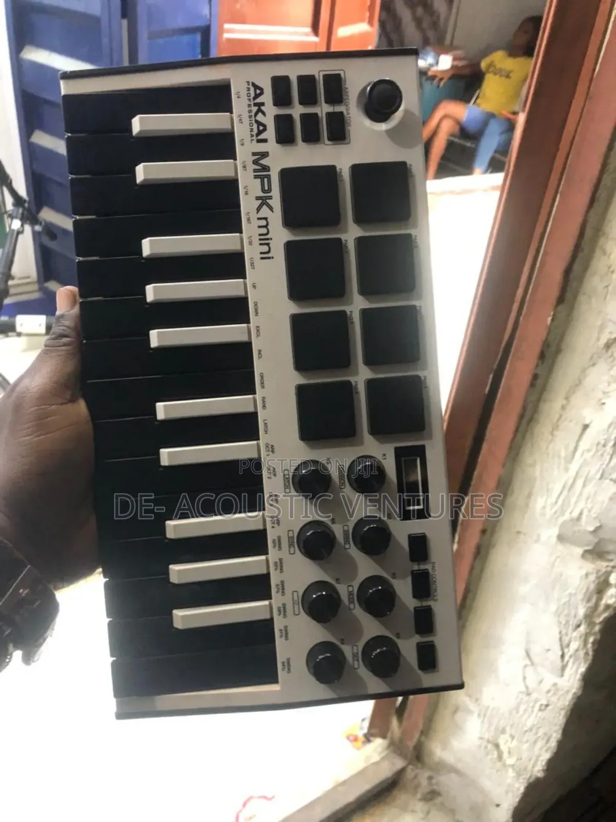 MPK 2 Octave Portable Midi With Pad