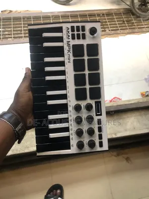 MPK 2 Octave Portable Midi With Pad