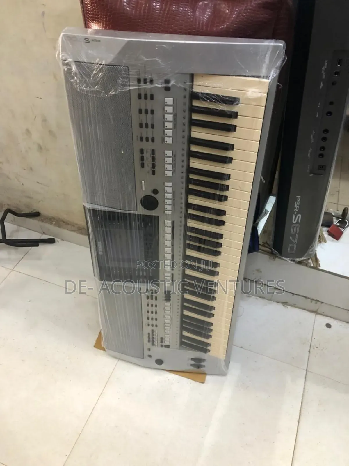 Direct Uk Used S700 Yamha Keyboard