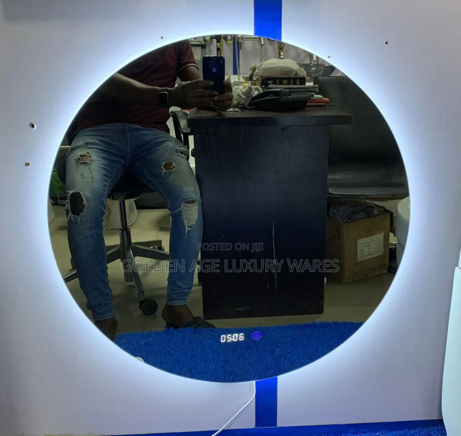 600x600 LED Mirror With Time (Three Color Light)