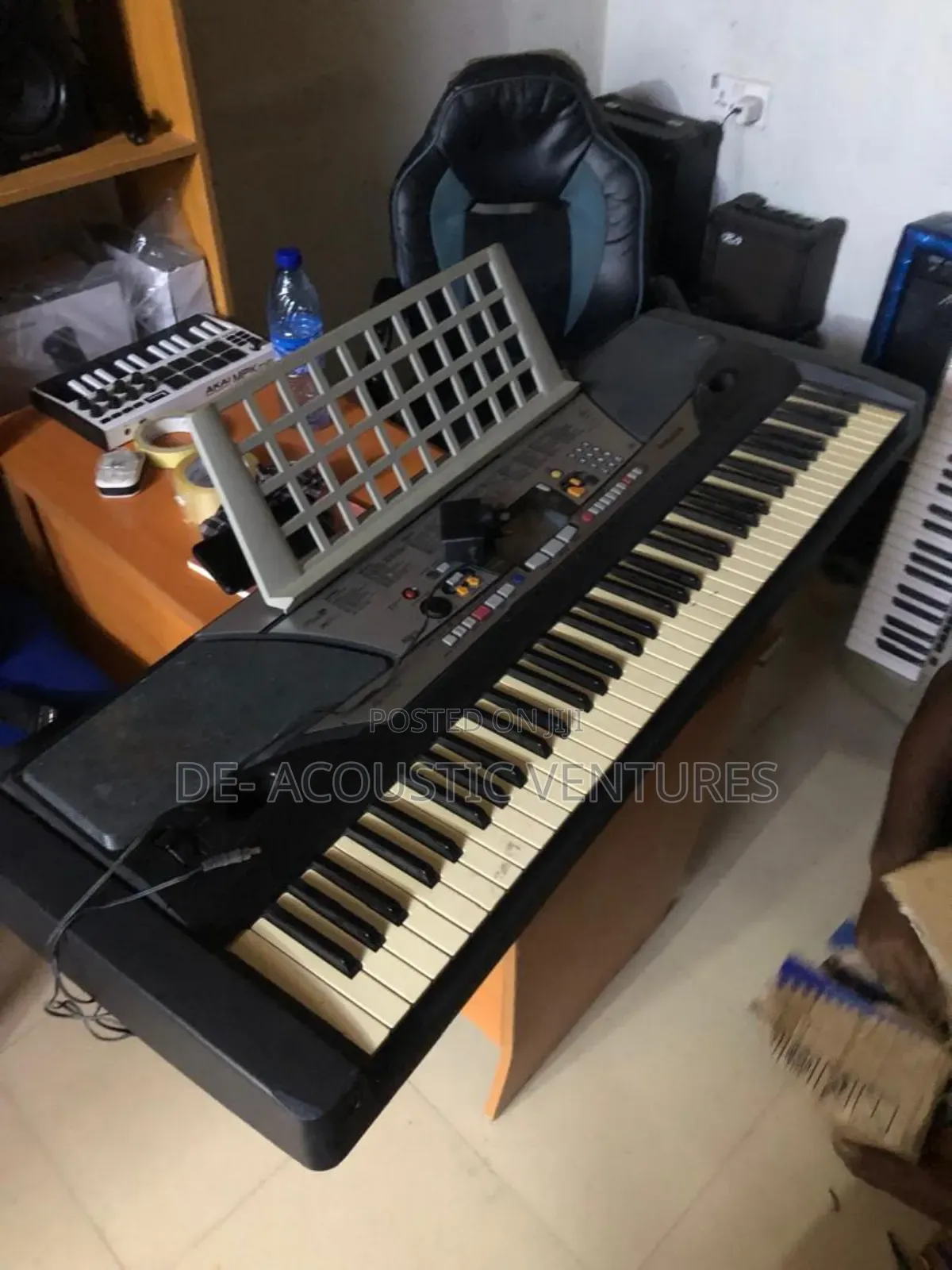 Direct Uk Used 6 Octave Yamaha Keyboard