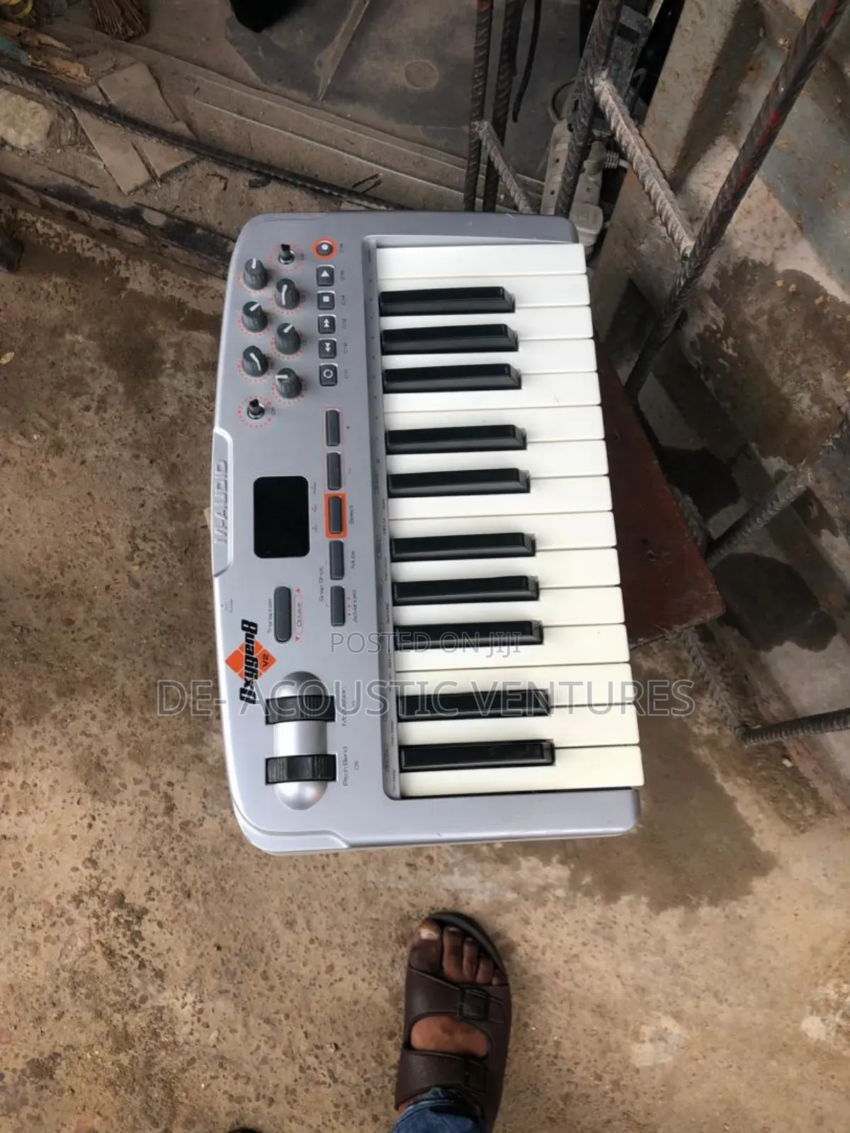 Uk Used Maudio 2 Octave Midi Keyboard