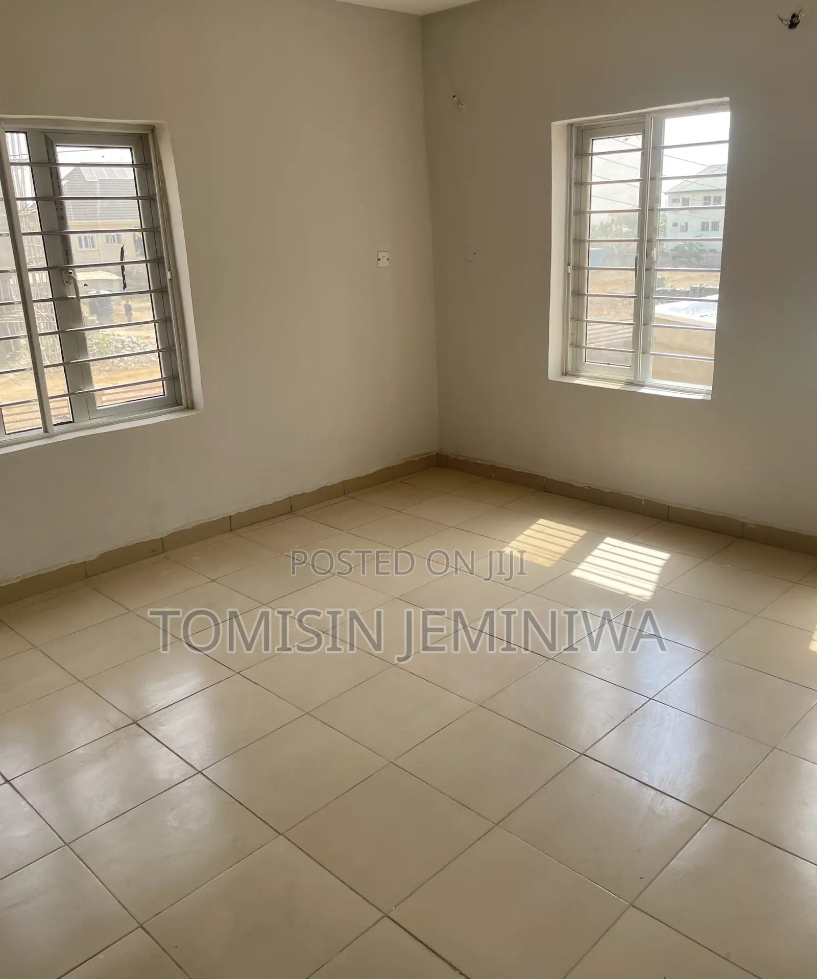 Furnished 3bdrm Block of Flats in Pacific Estate, Kubwa for sale