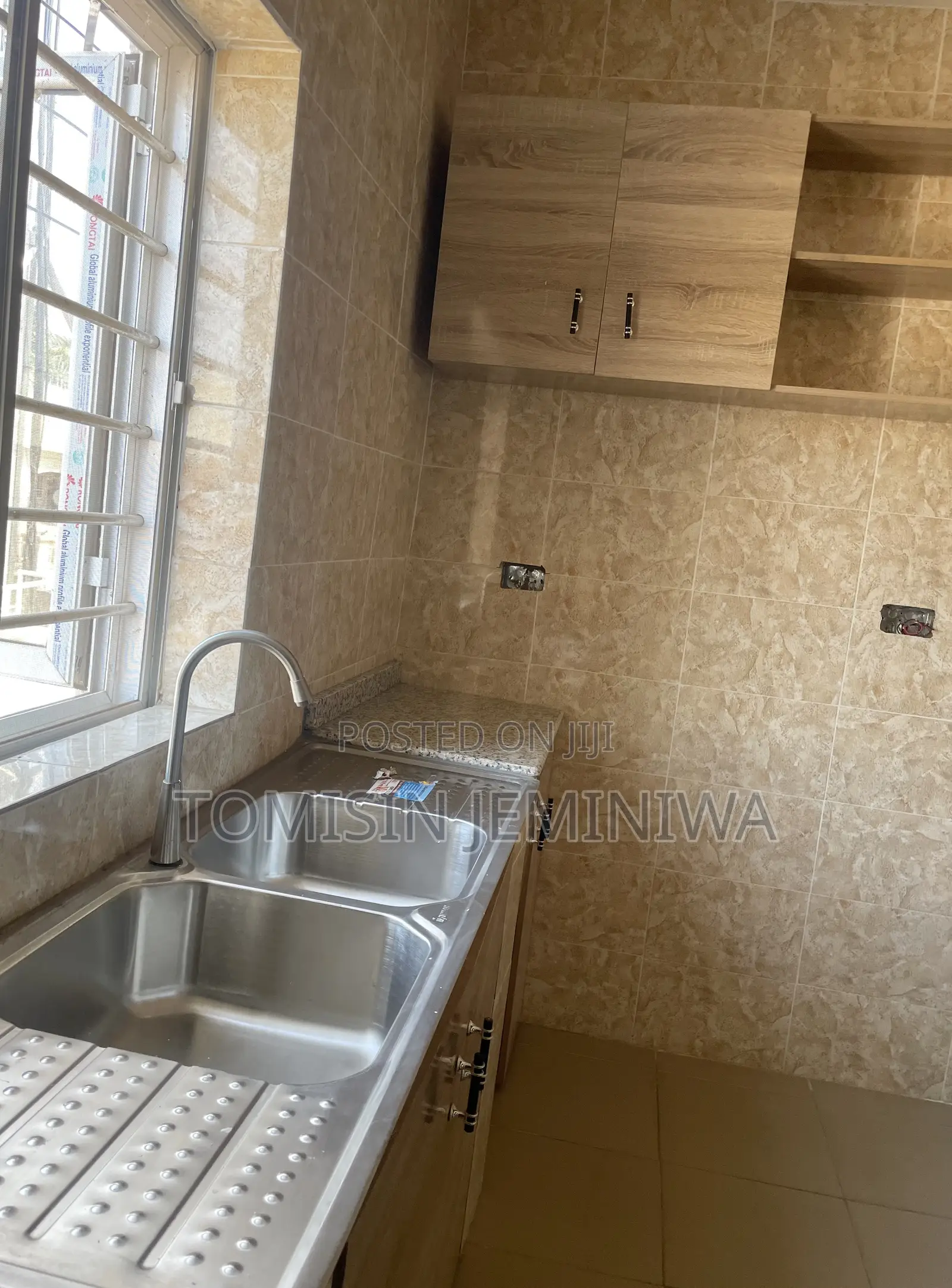 Furnished 3bdrm Block of Flats in Pacific Estate, Kubwa for sale