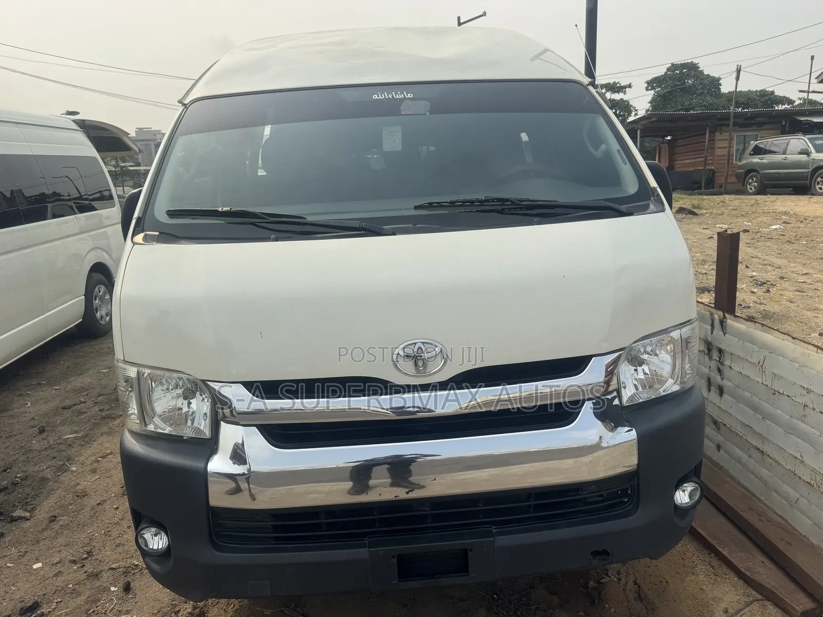 Toyota HiAce 2018 White
