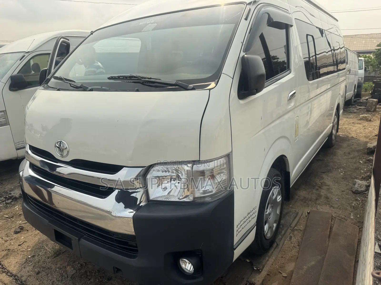 Toyota HiAce 2018 White