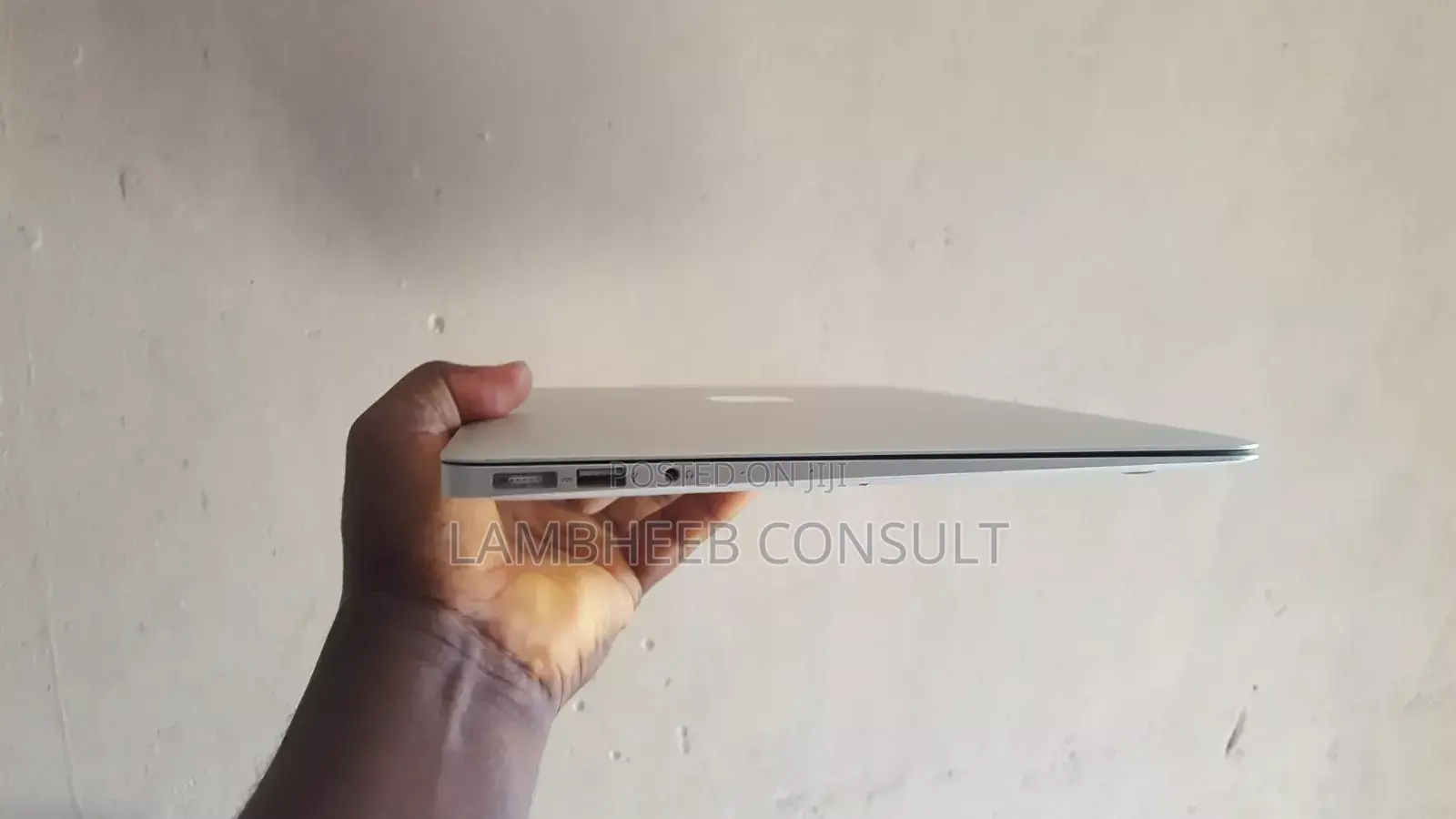 Laptop Apple MacBook Air 2015 8GB Intel Core I7 SSD 128GB