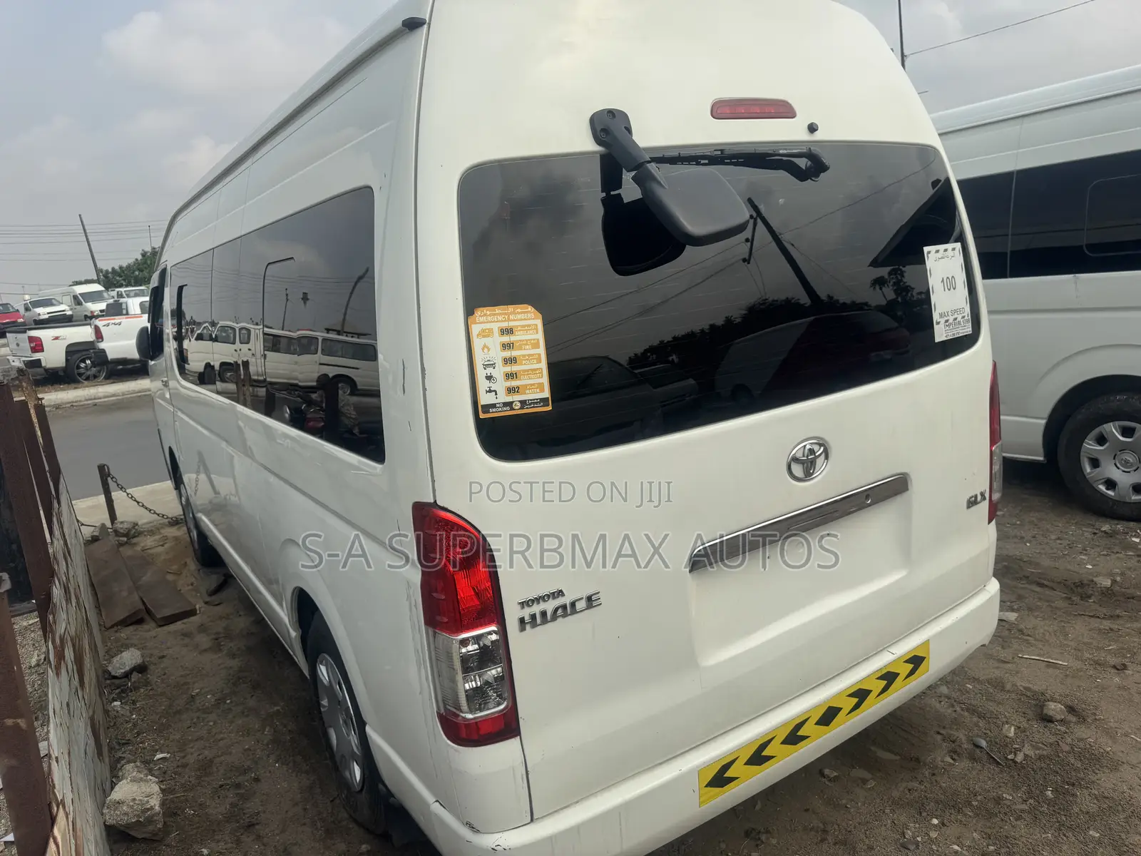Toyota HiAce 2017 White