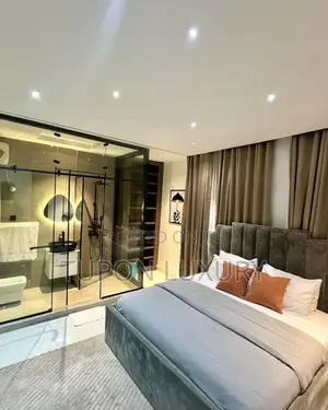 2/3 Bedroom Apartment