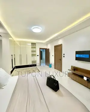 2/3 Bedroom Apartment